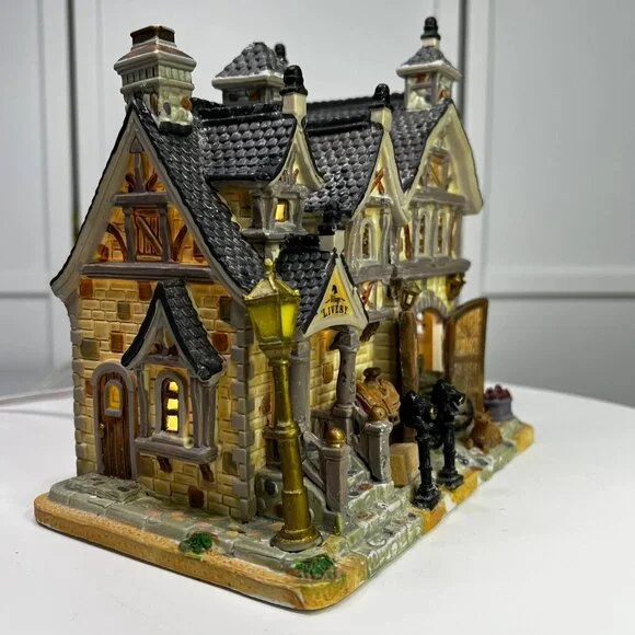 Lemax Village Livery Lighted Christmas Village Building (Damaged - Heavy Wear) - Picture 4 of 15